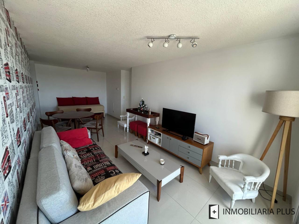 Apartamento ID.1027 - Alquiler de apartamento con piscinas, saunas, en Punta del Este entre los 2 Shopping a 2 minutos de la playa