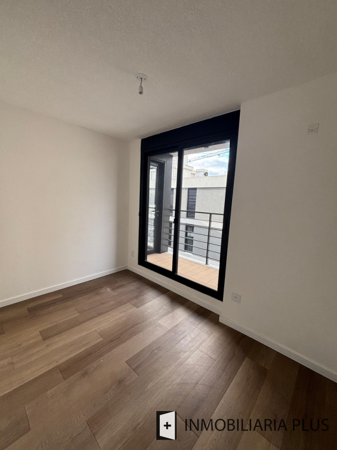 Apartamento ID.1510 - Alquiler de Apartamento de 2 dormitorios con garaje en La Blanqueada Montevideo
