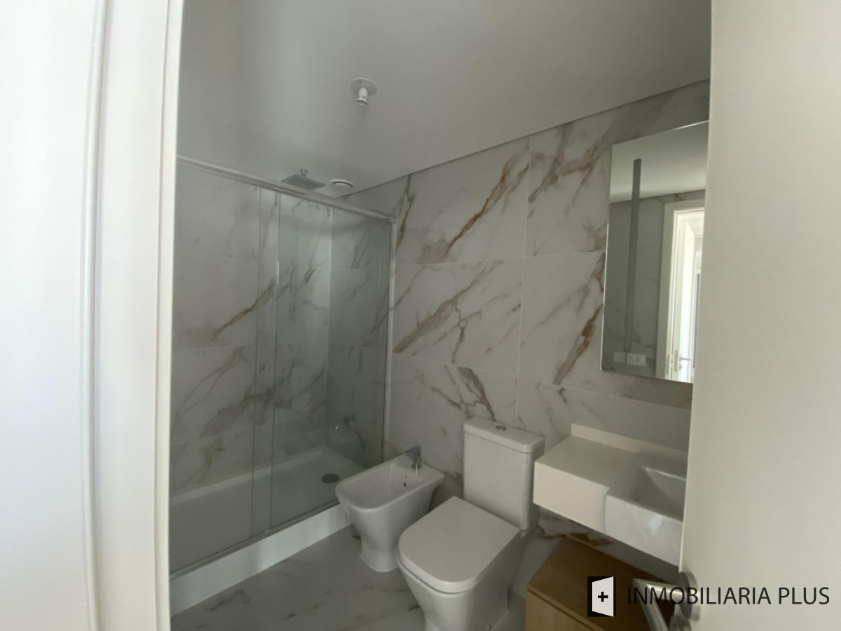Apartamento ID.1741 - Venta de Apartamento de 2 dormitorios en Pocitos con terraza en Montevideo