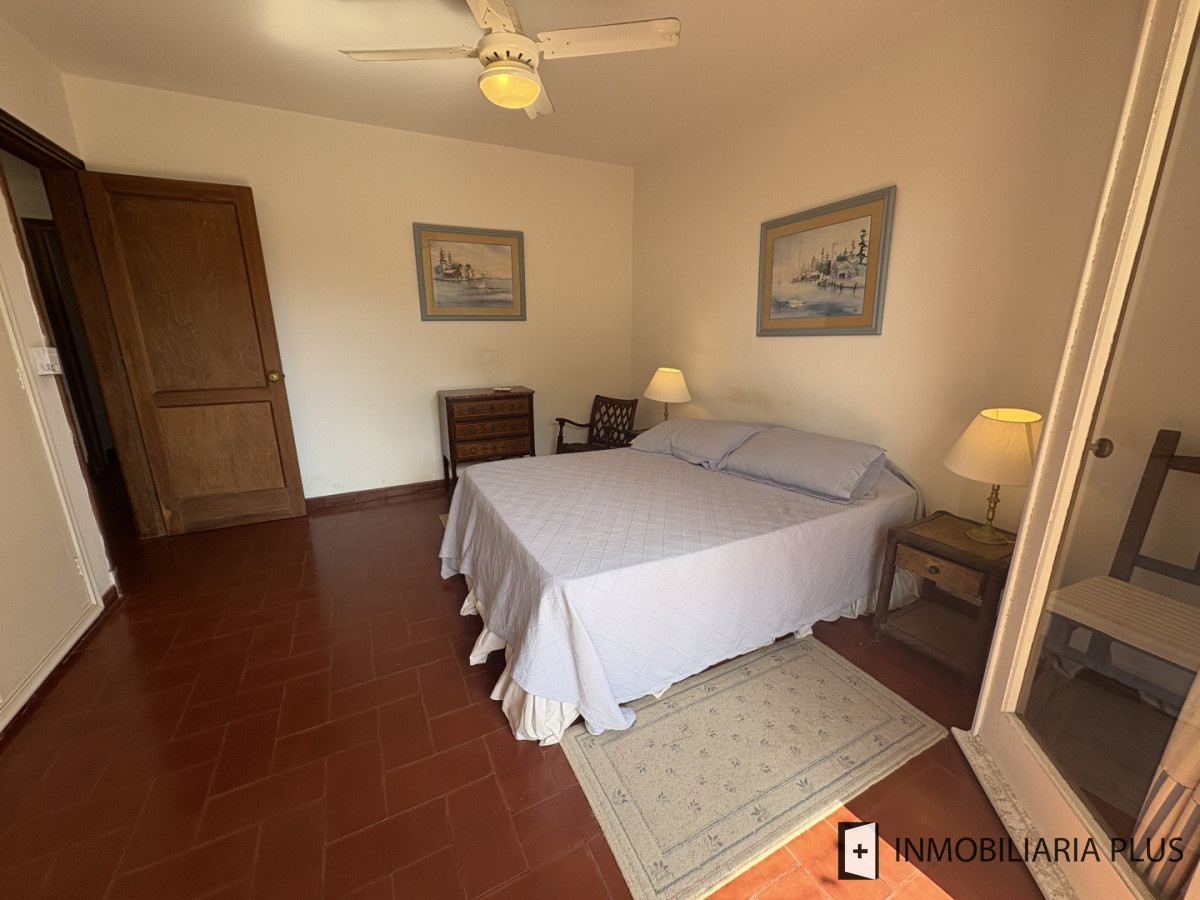 Apartamento ID.1410 - Alquiler de Apartamento de 3 Dormitorios 2 Garajes y 2 baños en la Península de Punta del Este