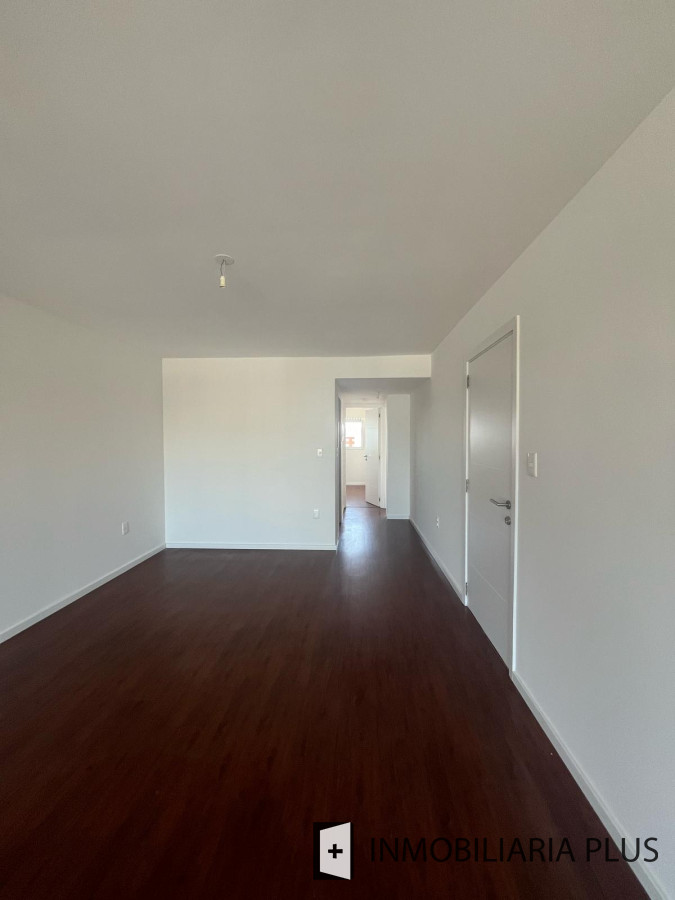 Apartamento ID.1098 - Alquiler de Apartamento de 2 dormitorios con garaje en Cordón Sur