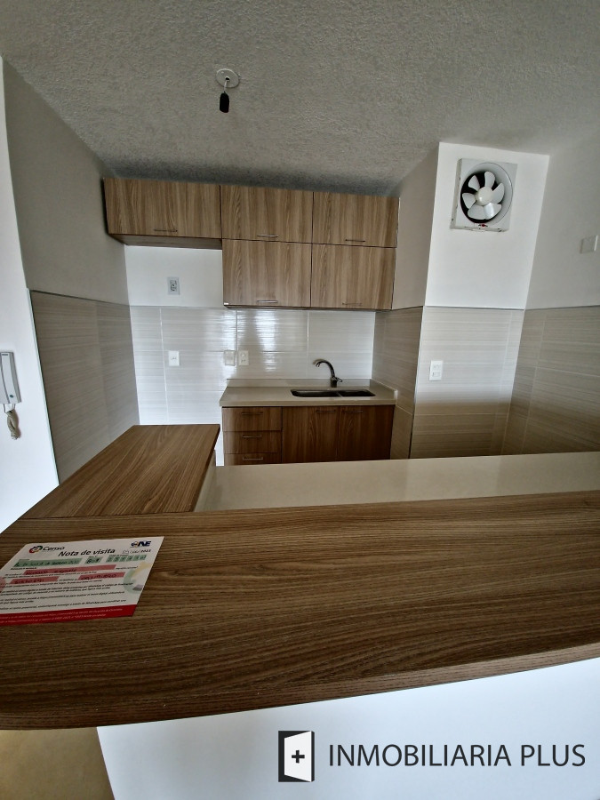 Apartamento ID.386 - Alquiler de Apartamento 2 Dormitorios en La Blanqueada  C844-804P