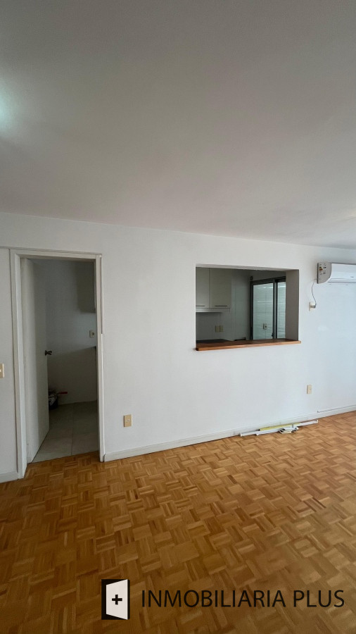 Apartamento ID.1247 - Apartamentos en Venta con 1 Dormitorio en Malvín con barbacoa a pasos de Av Italia y la Rambla