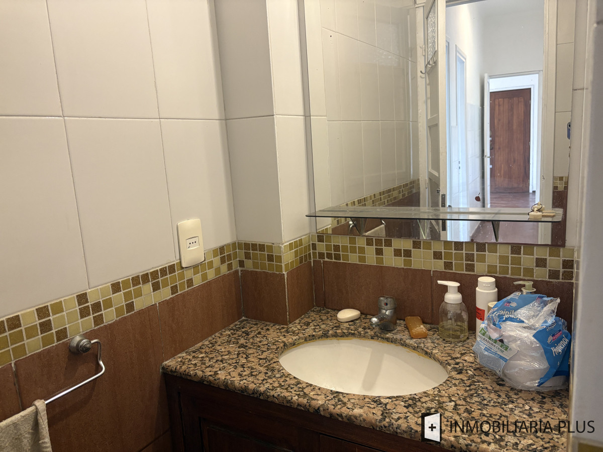 Apartamento ID.1472 - Alquiler apartamento de 2 dormitorios amplios en con Patio interno en La Blanqueada