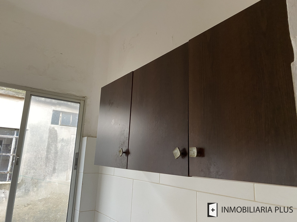 Apartamento ID.1135 - Apartamento en Venta reciclado de 2 Dormitorios en la Ciudad Vieja frente al Mercado del Puerto de Montevideo
