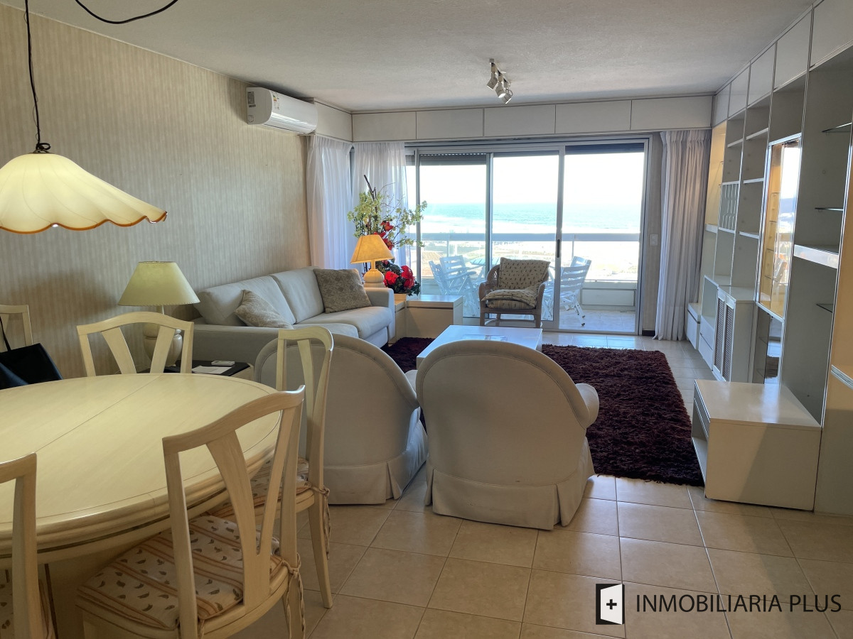 Apartamento ID.1314 - Alquiler de apartamento frente a la playa en Mansa con 4 Dormitorios, 4 Baños, con Parrillero, Gym, Juegos Infantiles, Garaje y más en Punta del Este