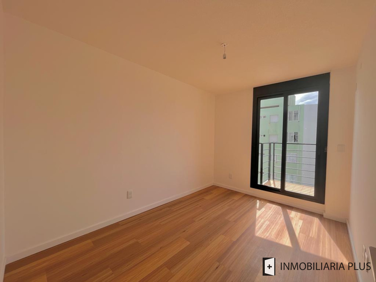 Apartamento ID.1460 - Alquiler de Apartamento de 1 Dormitorio con Terraza propia, Garaje, Barbacoa, Gym y más servicios 