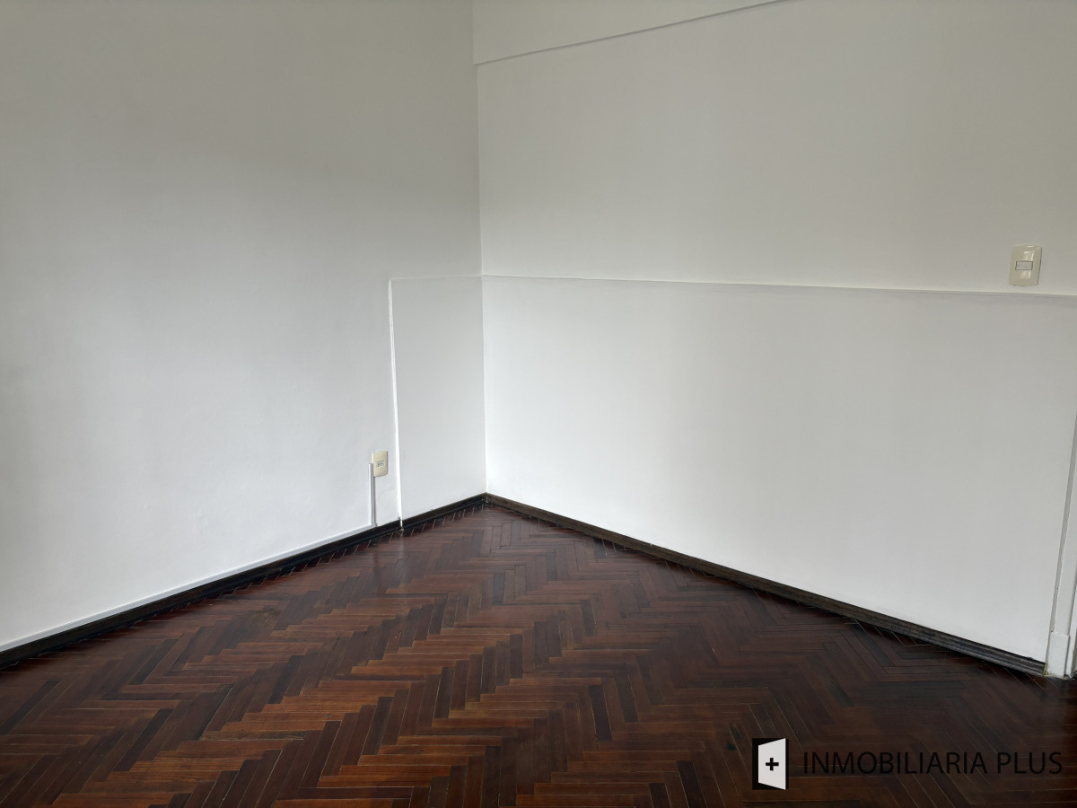 Apartamento ID.1472 - Alquiler apartamento de 2 dormitorios amplios en con Patio interno en La Blanqueada