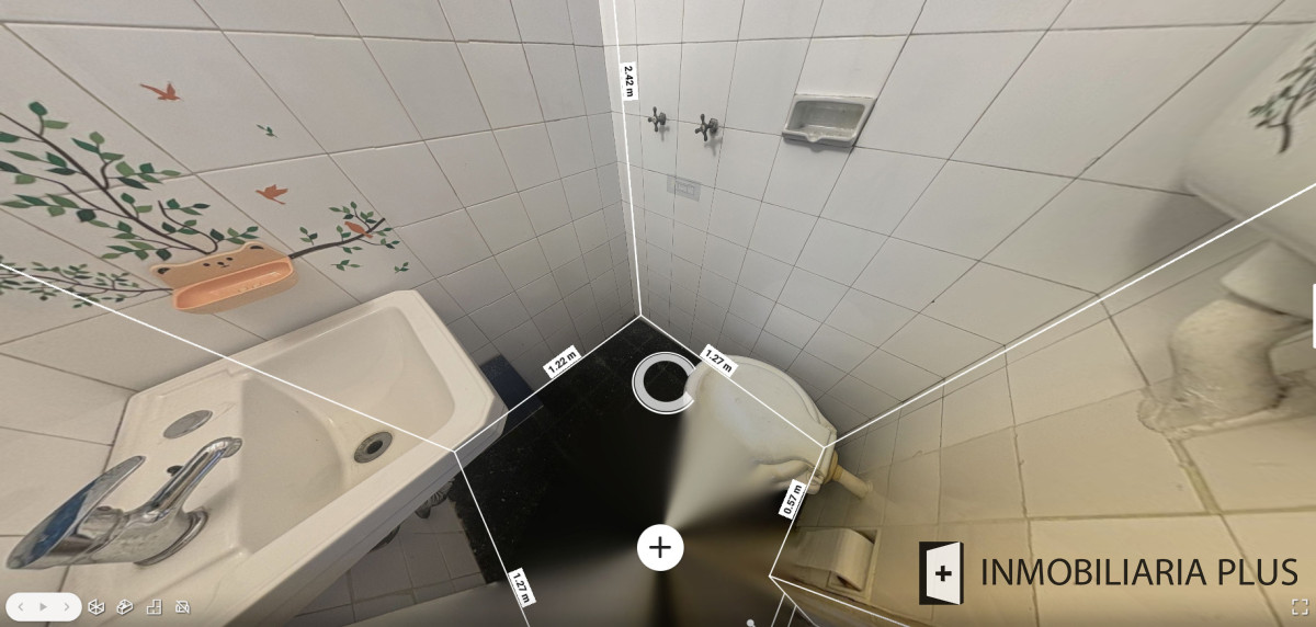 Apartamento ID.1475 - Venta de Apartamento de 3 Dormitorios 2 baños, Lavadero y Garaje en el centro de Montevideo