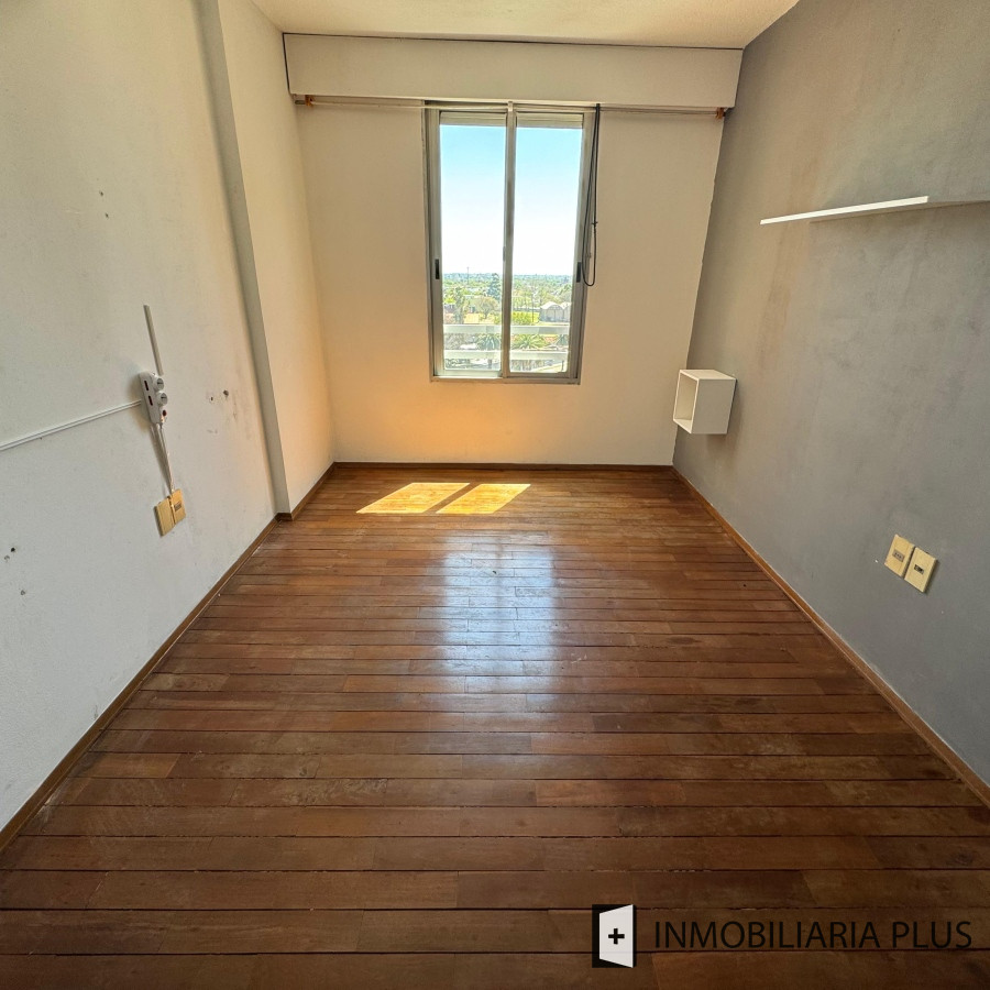 Apartamento ID.956 - Apartamento en Venta de 3 Dormitorios con Barbacoa en La Blanqueada