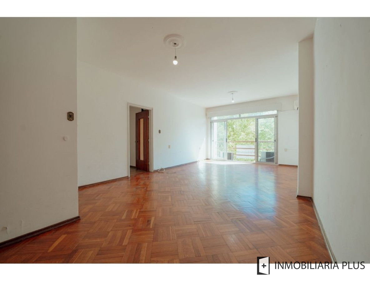 Apartamento ID.1576 - Venta apartamento de 3 dormitorios con 97m2 con garaje en Cordón a pasos de Av. 18