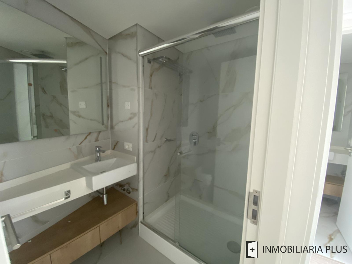 Apartamento ID.1741 - Venta de Apartamento de 2 dormitorios en Pocitos con terraza en Montevideo