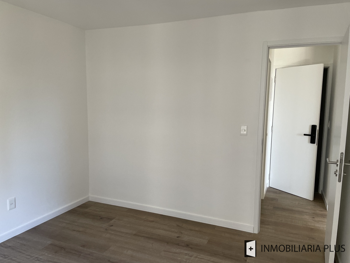 Apartamento ID.957 - Alquiler de apartamento en Tres Cruces 1 Dormitorio con Garaje, Gym, Barbacoas, Parrilleros, Canchas, Cowork y más Amenities