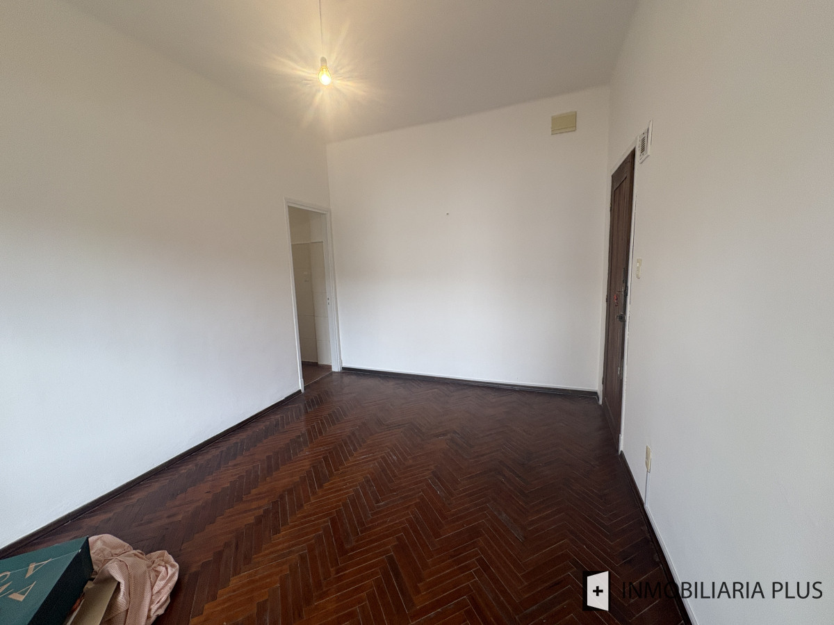 Apartamento ID.1472 - Alquiler apartamento de 2 dormitorios amplios en con Patio interno en La Blanqueada