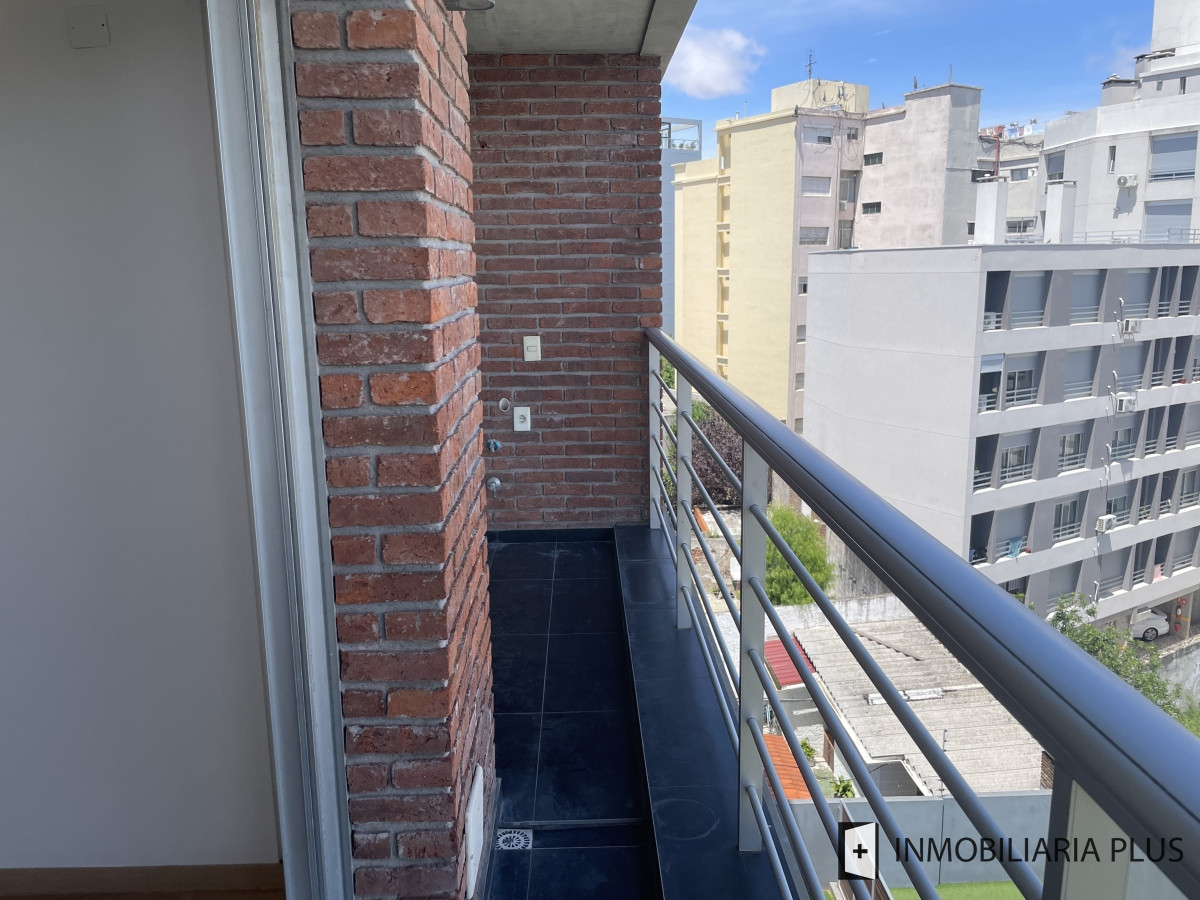 Apartamento ID.1109 - Venta de Apartamento de 2 Dormitorios en Tres Cruces, con Barbacoa, Juegos Infantiles y más 