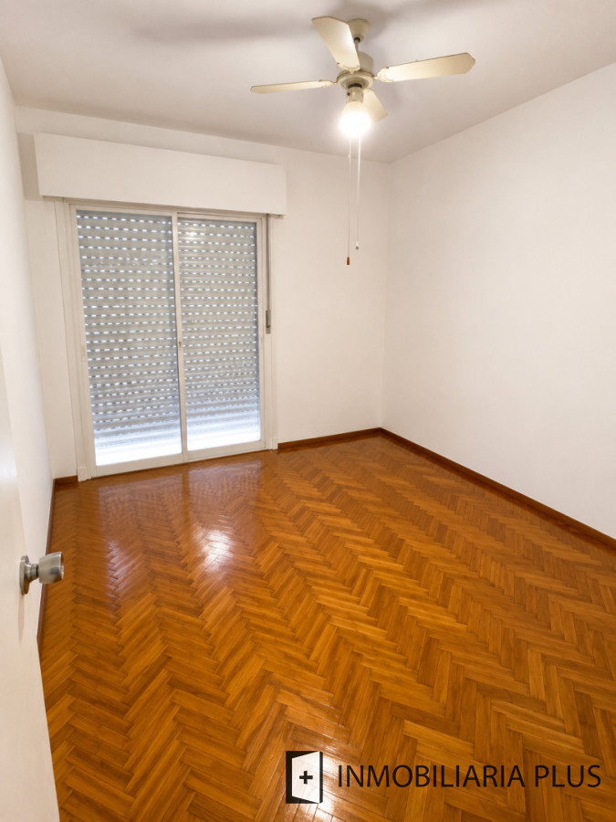 Apartamento ID.1702 - Alquiler de Apartamento de 2 dormitorios en Pocitos Nuevo a pasos del mar