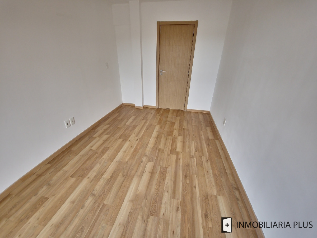 Apartamento ID.386 - Alquiler de Apartamento 2 Dormitorios en La Blanqueada  C844-804P