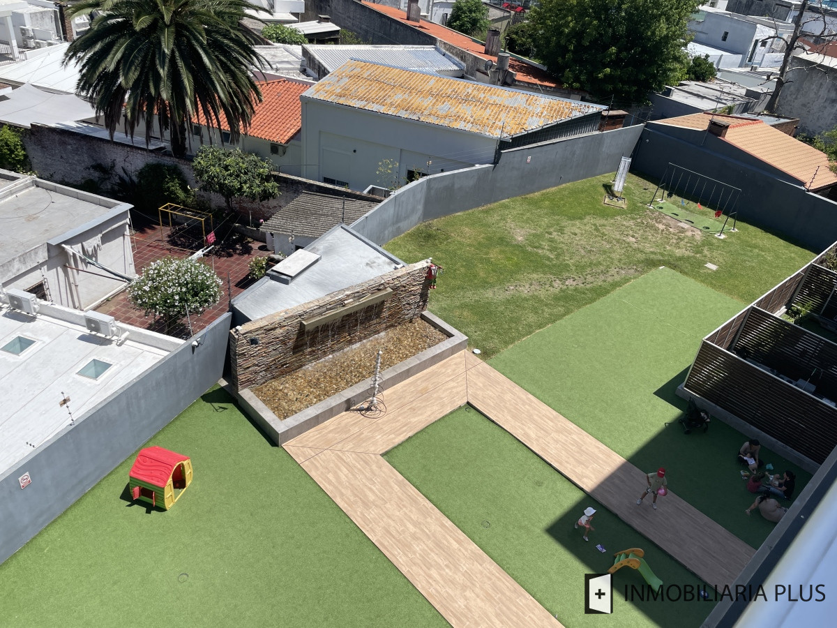Apartamento ID.1109 - Venta de Apartamento de 2 Dormitorios en Tres Cruces, con Barbacoa, Juegos Infantiles y más 