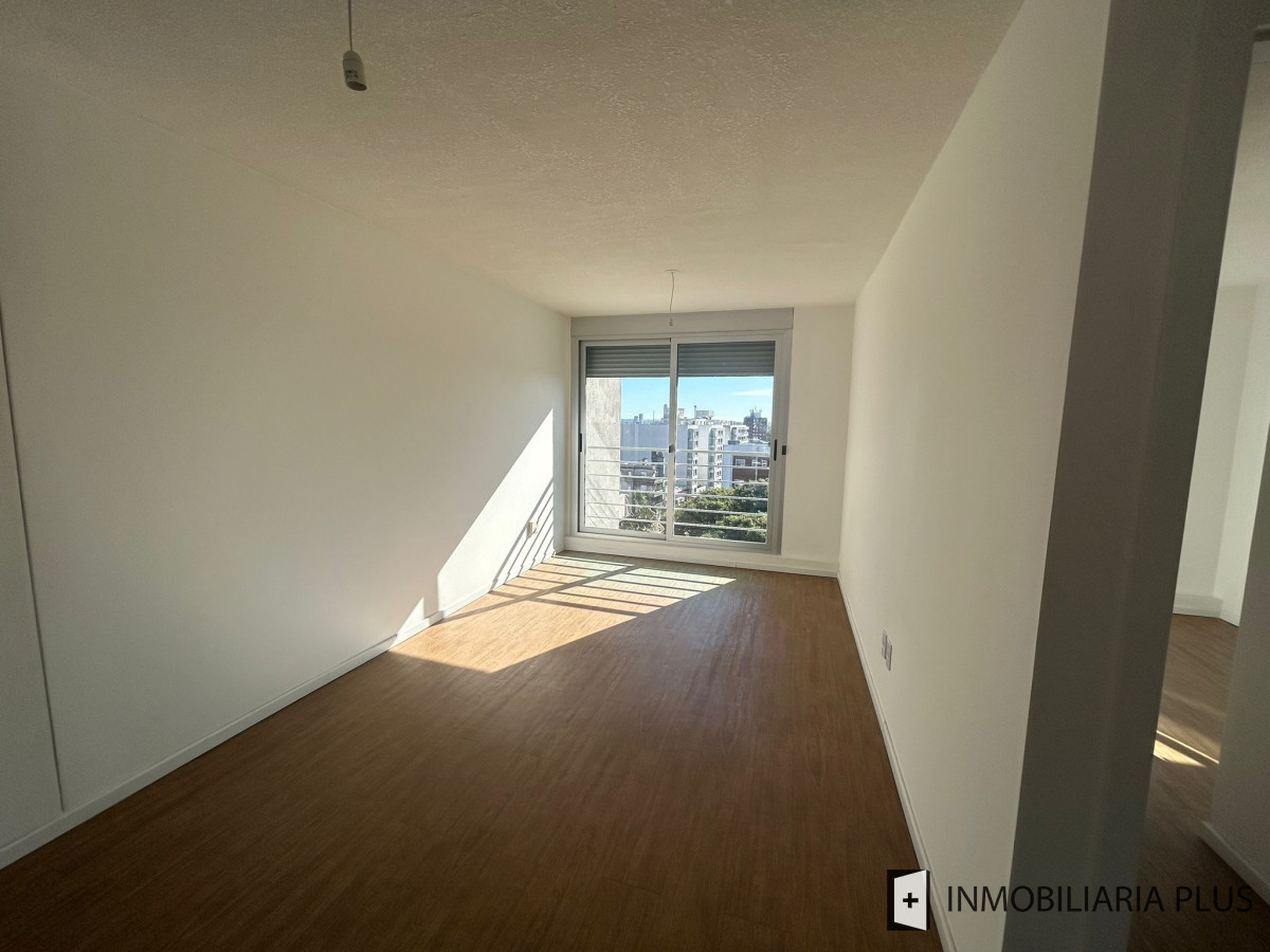 Apartamento ID.1454 - Alquiler de Apartamento de 2 Dormitorios en Tres Cruces Montevideo