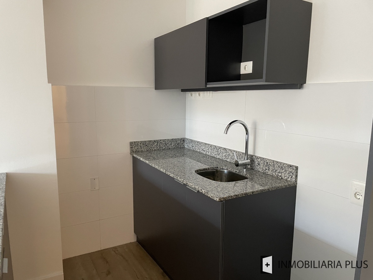 Apartamento ID.943 - Apartamento en Alquiler de 2 Dormitorios en 3 Cruces con barbacoa, gym, play room y más
