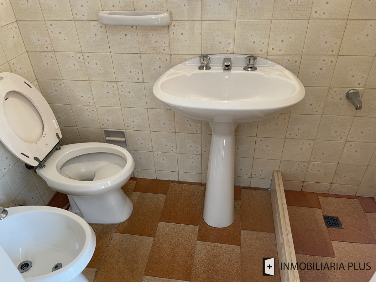 Apartamento ID.1314 - Alquiler de apartamento frente a la playa en Mansa con 4 Dormitorios, 4 Baños, con Parrillero, Gym, Juegos Infantiles, Garaje y más en Punta del Este