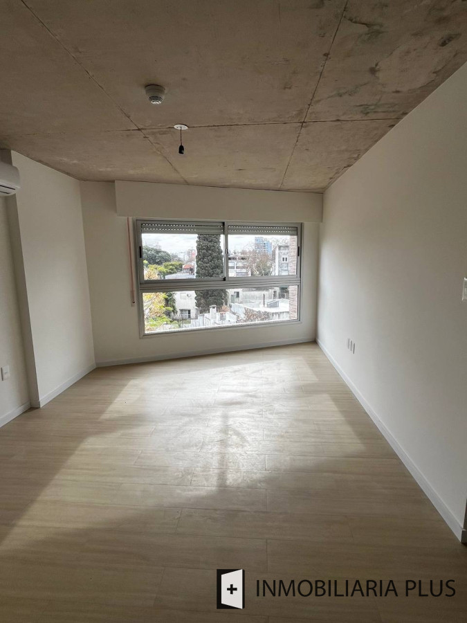 Apartamento ID.1260 - Venta de apartamento en Villa Dolores con 1 Dormitorio, Barbacoa y Garaje a pasos del Shopping y Rivera