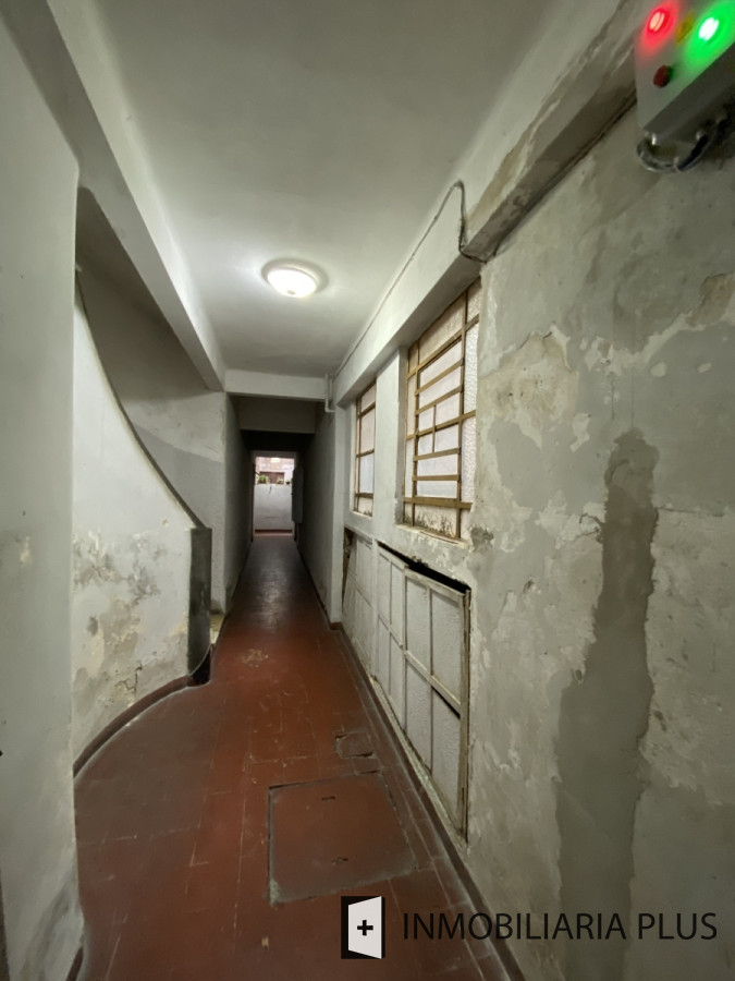 Apartamento ID.1135 - Apartamento en Venta reciclado de 2 Dormitorios en la Ciudad Vieja frente al Mercado del Puerto de Montevideo