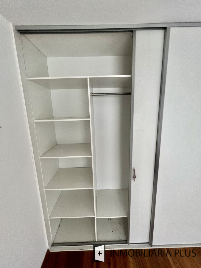 Apartamento ID.1122 - Apartamento en Venta de 1 Dormitorio con Barbacoa sobre Av. en Montevideo