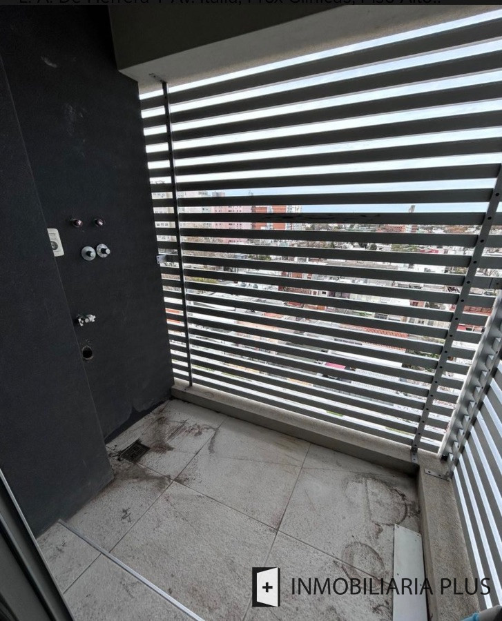 Apartamento ID.842 - VENTA de Apartamento en PARQUE BATLLE con 2 Dormitorios con cocina definida C842