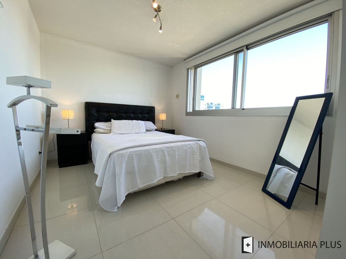 Apartamento ID.1027 - Alquiler de apartamento con piscinas, saunas, en Punta del Este entre los 2 Shopping a 2 minutos de la playa