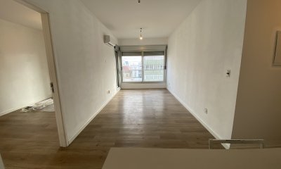 Apartamento en Venta de 1 dorm en Cordón sobre Av. 18 de Julio con Barbacoa, Gym y más