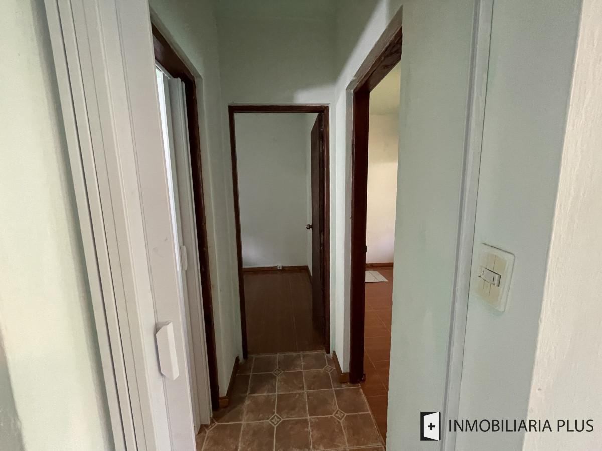 Casa ID.1151 - Alquiler de Casa de 2 Dormitorios con estufa a leña frente y fondo en Solymar sobre la interbalnearia