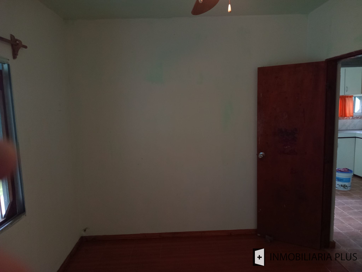 Casa ID.1151 - Alquiler de Casa de 2 Dormitorios con estufa a leña frente y fondo en Solymar sobre la interbalnearia