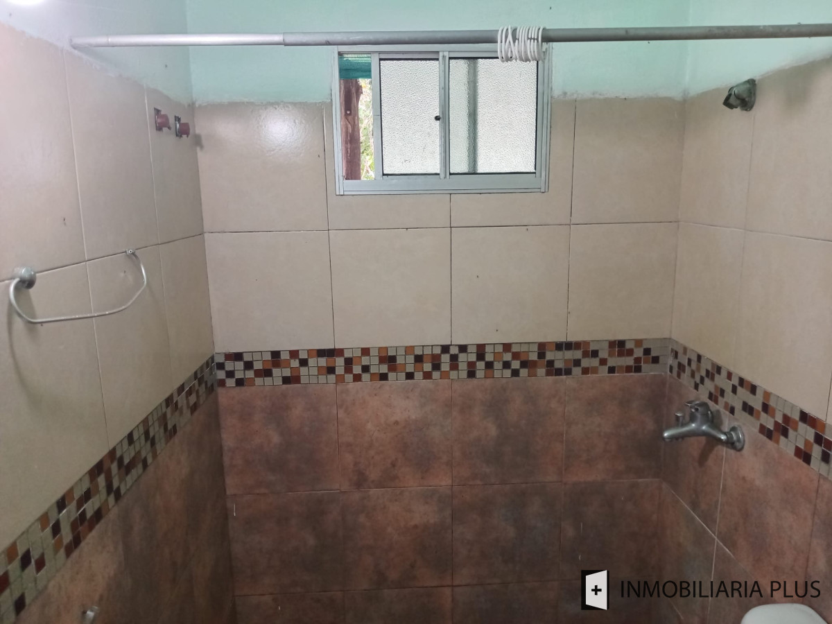Casa ID.1151 - Alquiler de Casa de 2 Dormitorios con estufa a leña frente y fondo en Solymar sobre la interbalnearia