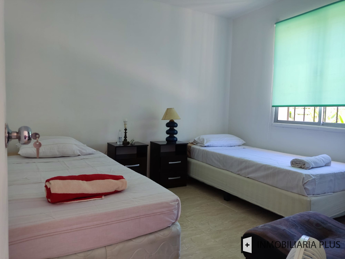 Casa ID.1114 - Alquiler de Casa Anual o Invernal en el tesoro con 2 dormitorios en la barra de Punta del Este