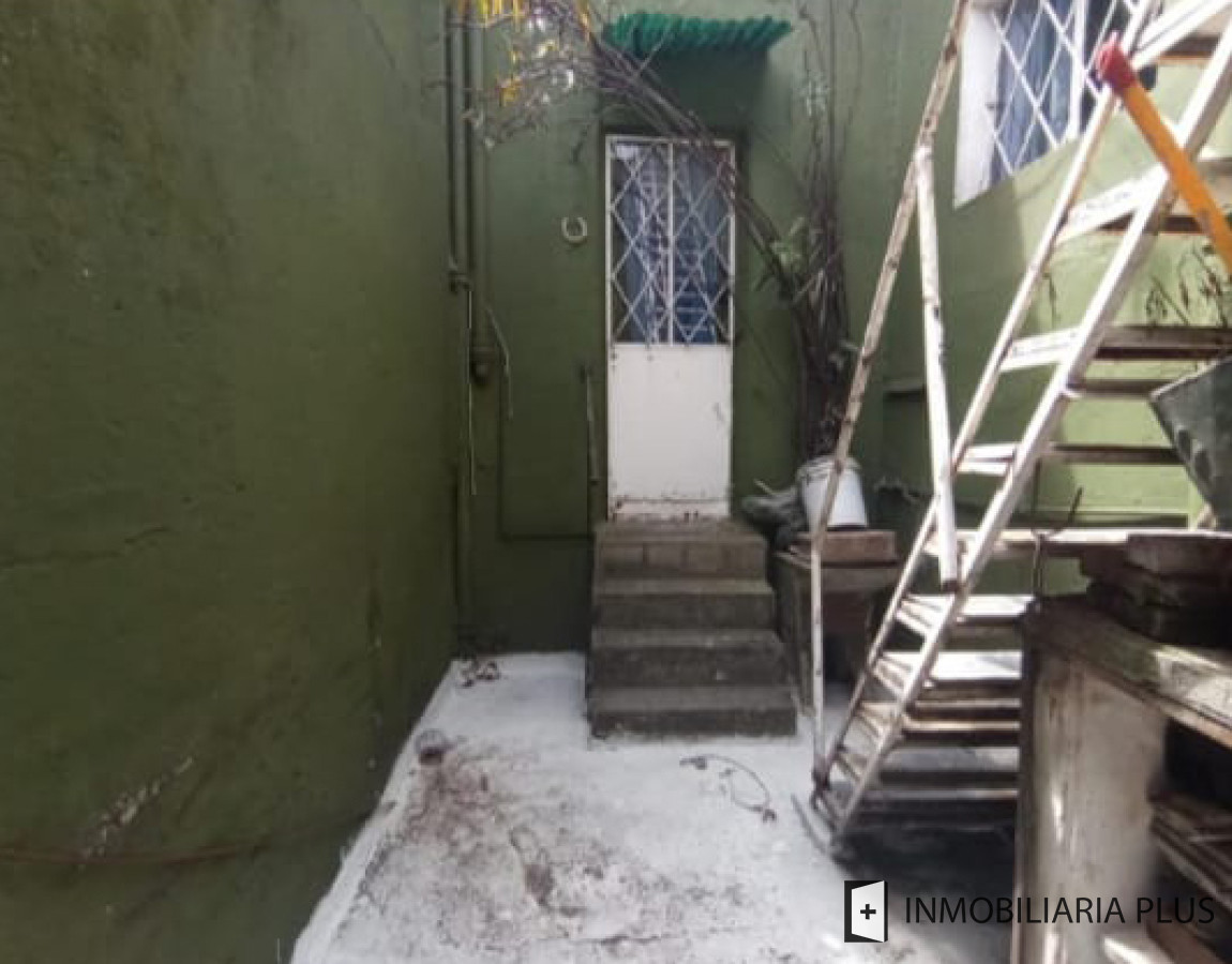 Casa ID.1163 - Casa en Venta para reciclar en La Blanqueada con 3 Dormitorios 1 baño Parrillero y más