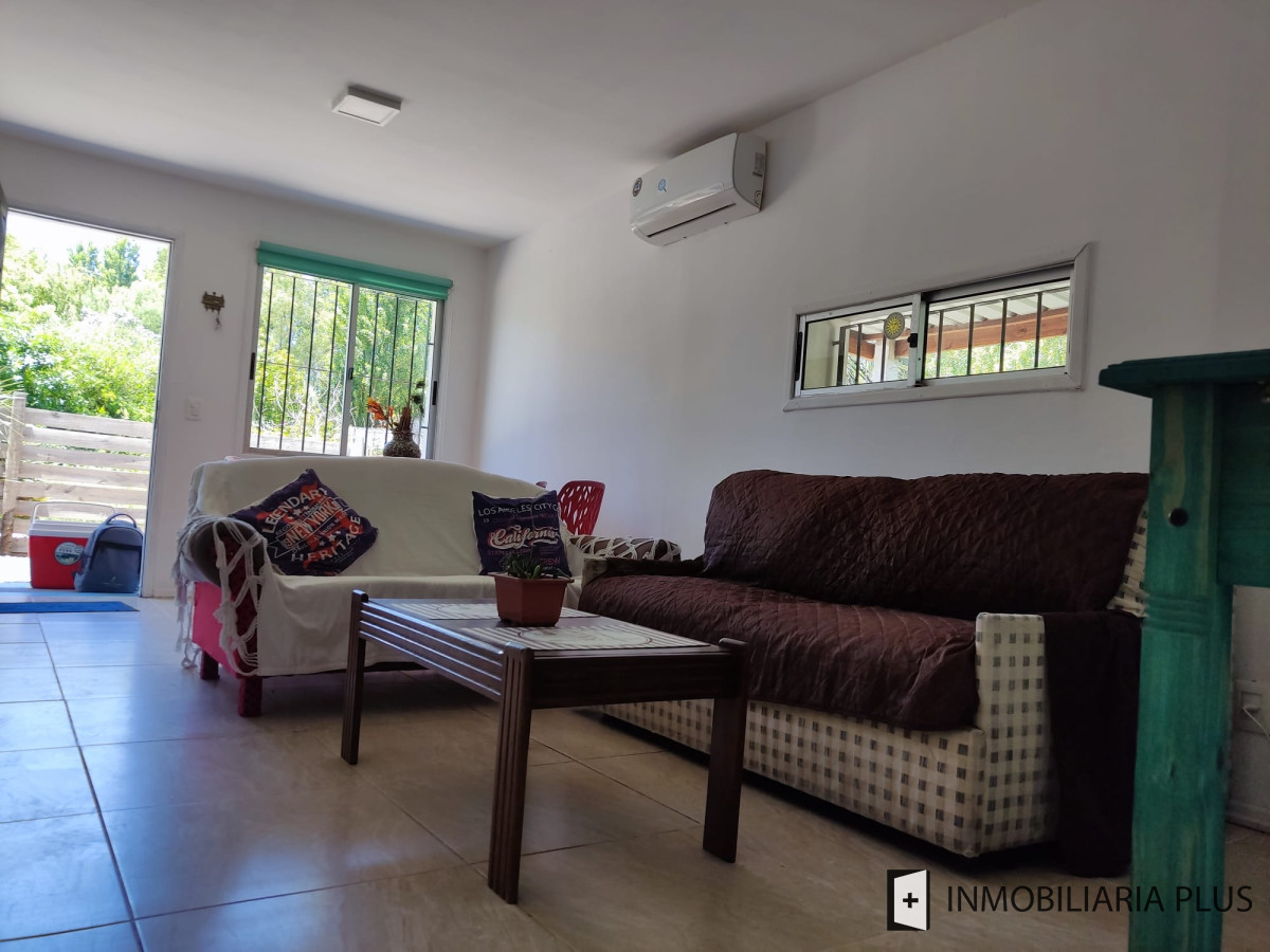 Casa ID.1114 - Alquiler de Casa Anual o Invernal en el tesoro con 2 dormitorios en la barra de Punta del Este