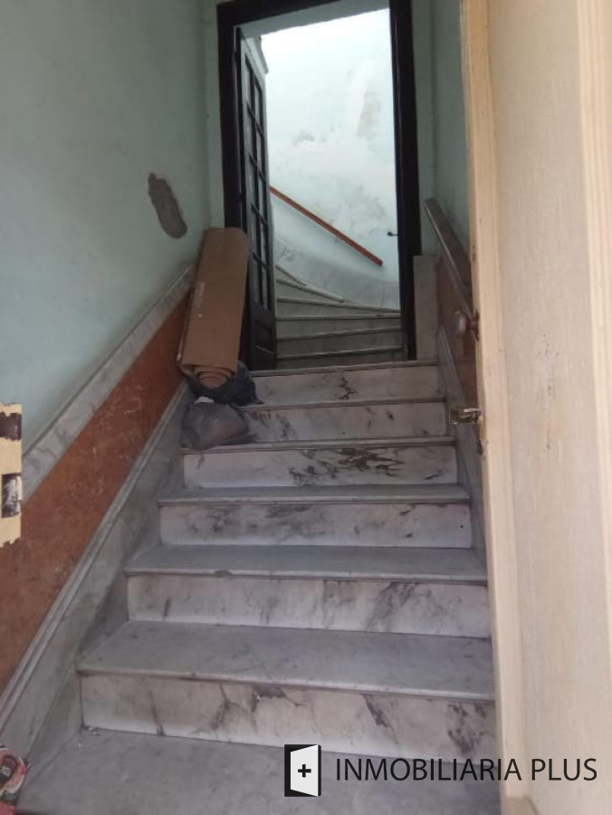 Casa ID.1163 - Casa en Venta para reciclar en La Blanqueada con 3 Dormitorios 1 baño Parrillero y más