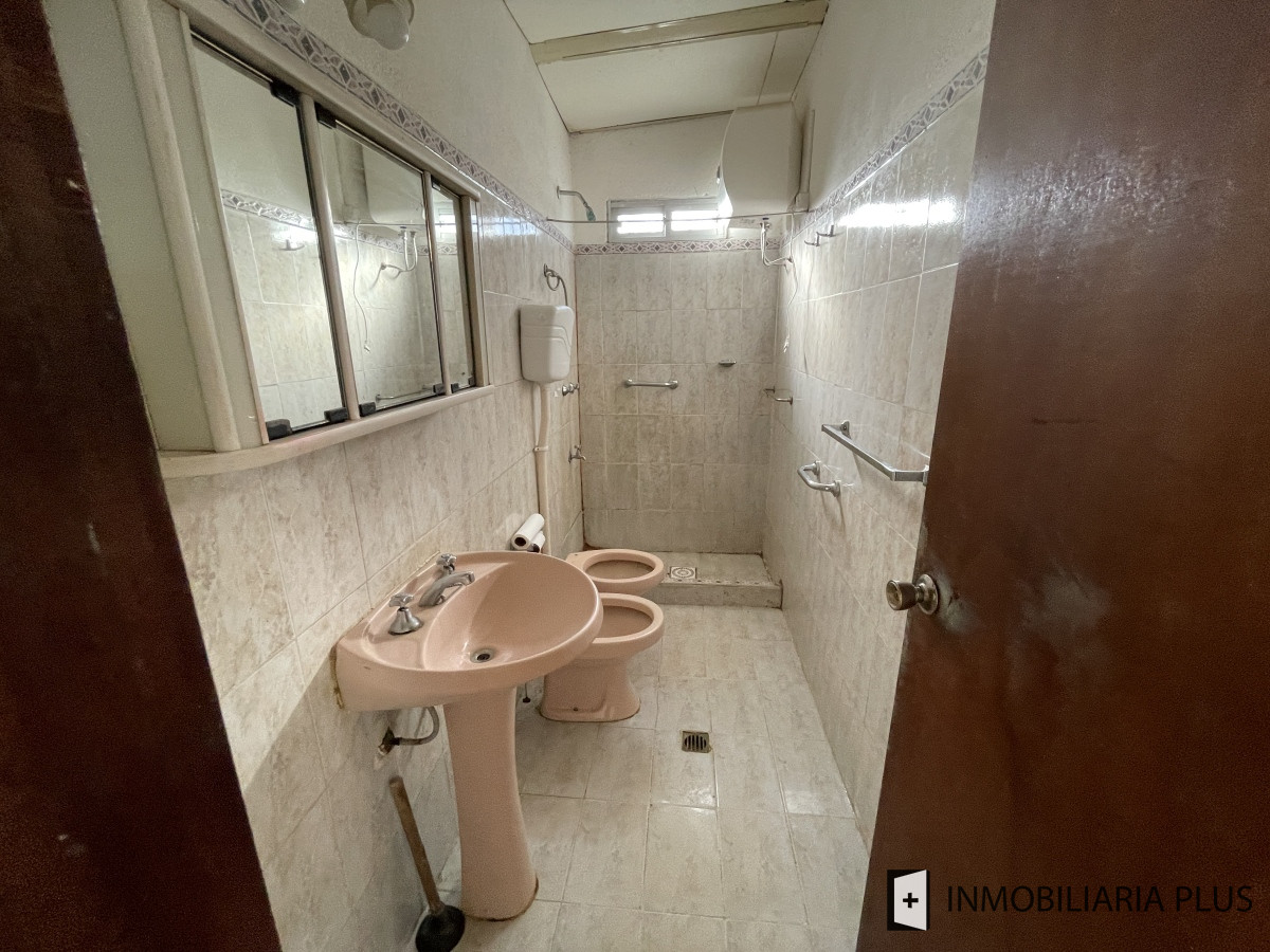 Casa ID.1216 - Venta de Casa con 520 m2 de Terreno esquina en Santa Ana Canelones a pasos de la Playa y la Av. Principal