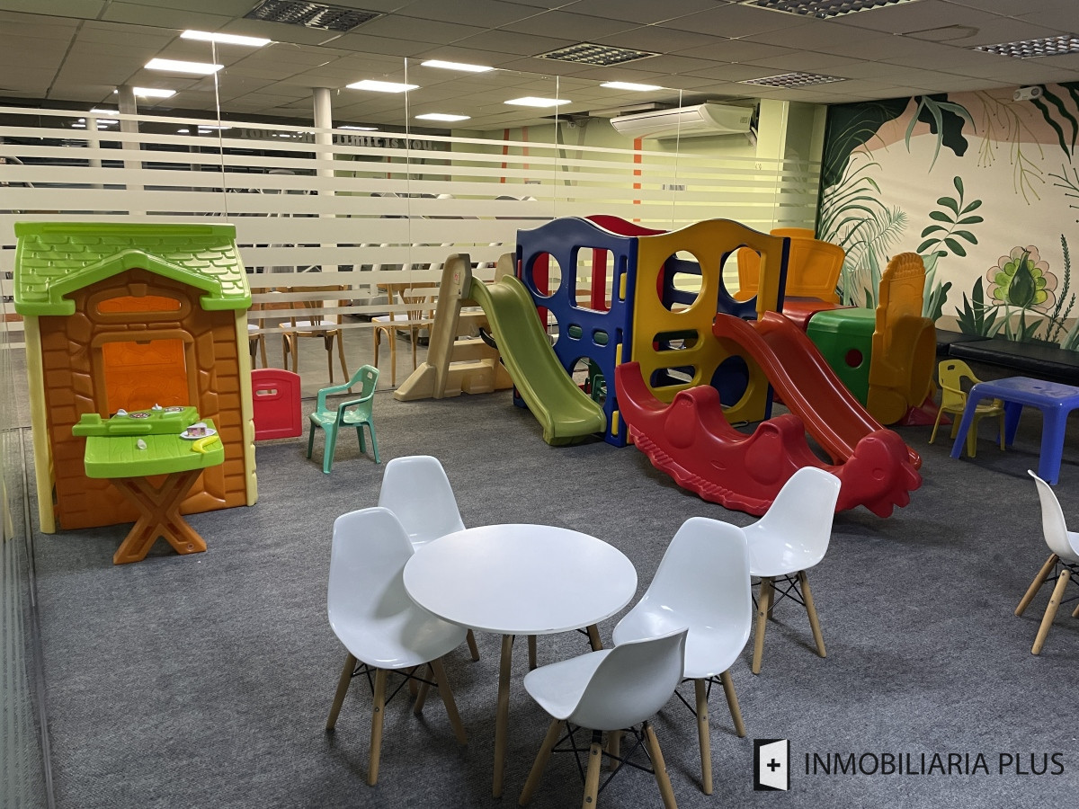 Apartamento ID.1314 - Alquiler de apartamento frente a la playa en Mansa con 4 Dormitorios, 4 Baños, con Parrillero, Gym, Juegos Infantiles, Garaje y más en Punta del Este