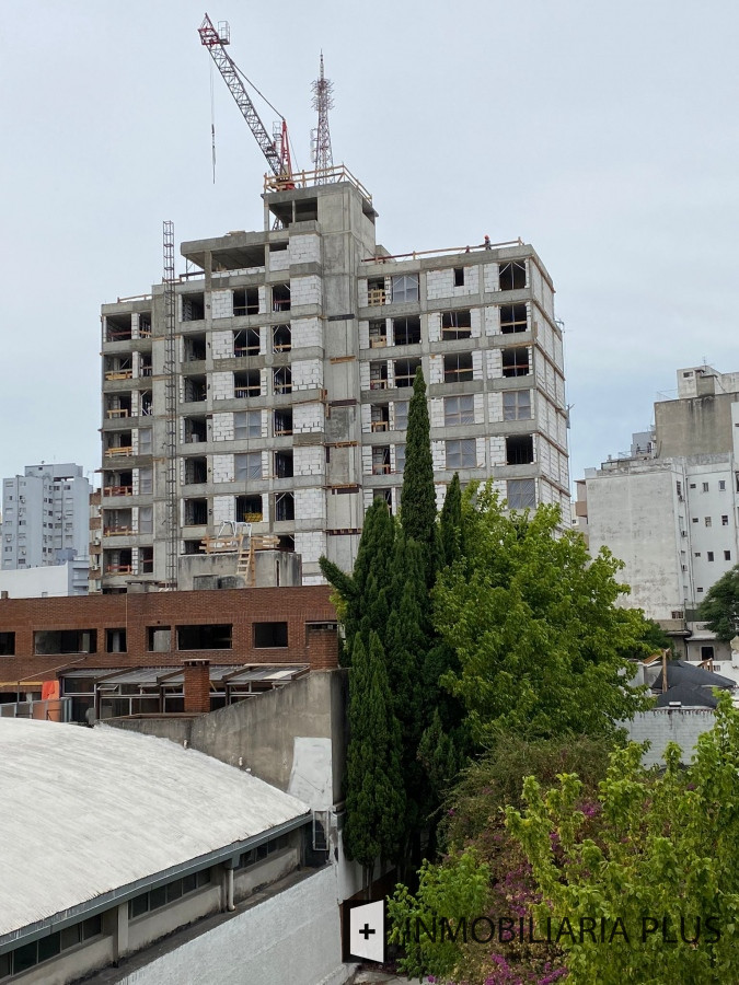 Apartamento ID.577 - Venta de Apto a estrenar en piso 8 de 2 Dormitorios en 3 Cruces con barbacoa, piscina y más C978-801