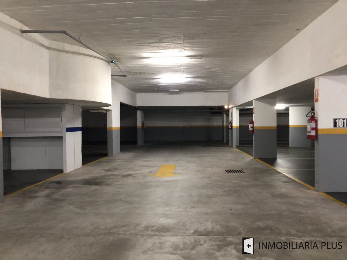 Apartamento ID.601 - Venta de Apartamento en la Península de Punta del Este con Garaje, Piscina climatizada, Gym y más C975206