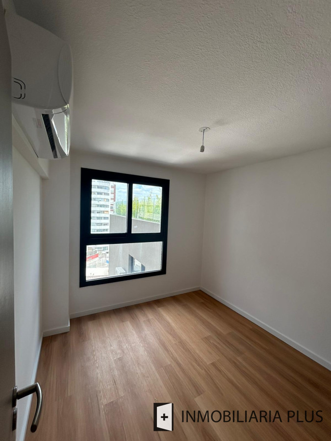 Apartamento ID.1090 - Apartamento en Alquiler de 1 Dormitorio con Piscinas, Gym, Barbacoas, Parrillero y más en Malvín