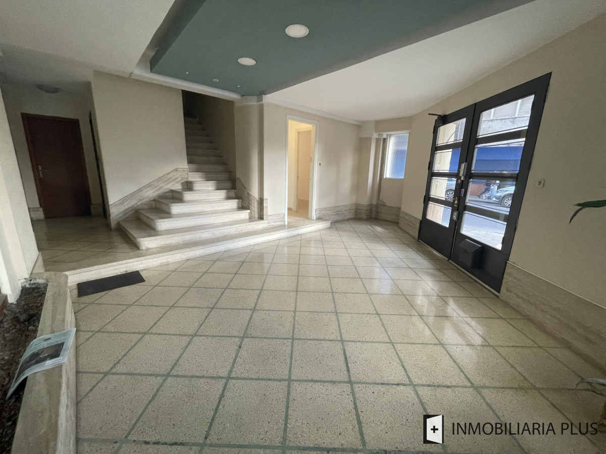 Apartamento ID.1343 - Alquiler de apartamento de 2 dormitorios reciclado en Brandzen y Paullie a 100 mts de 18 de Julio Montevideo