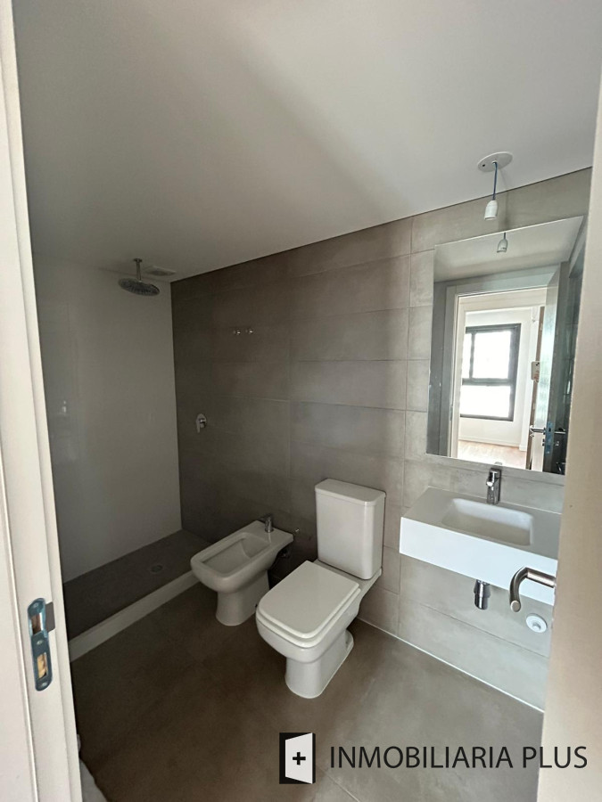Apartamento ID.1090 - Apartamento en Alquiler de 1 Dormitorio con Piscinas, Gym, Barbacoas, Parrillero y más en Malvín