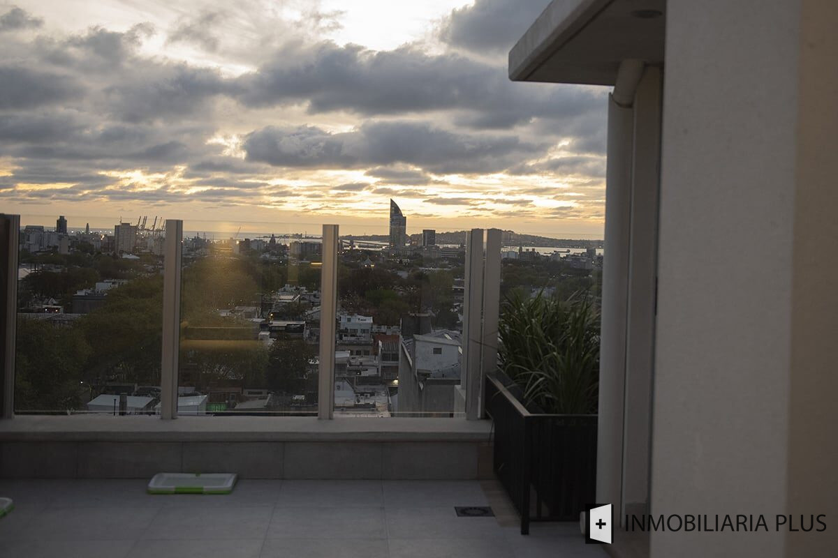 Apartamento ID.1354 - Venta de Apto nuevo con 2 Dormitorios en Tres Cruces con Barbacoa, Parrilleros, Gym y más amenities en Montevideo