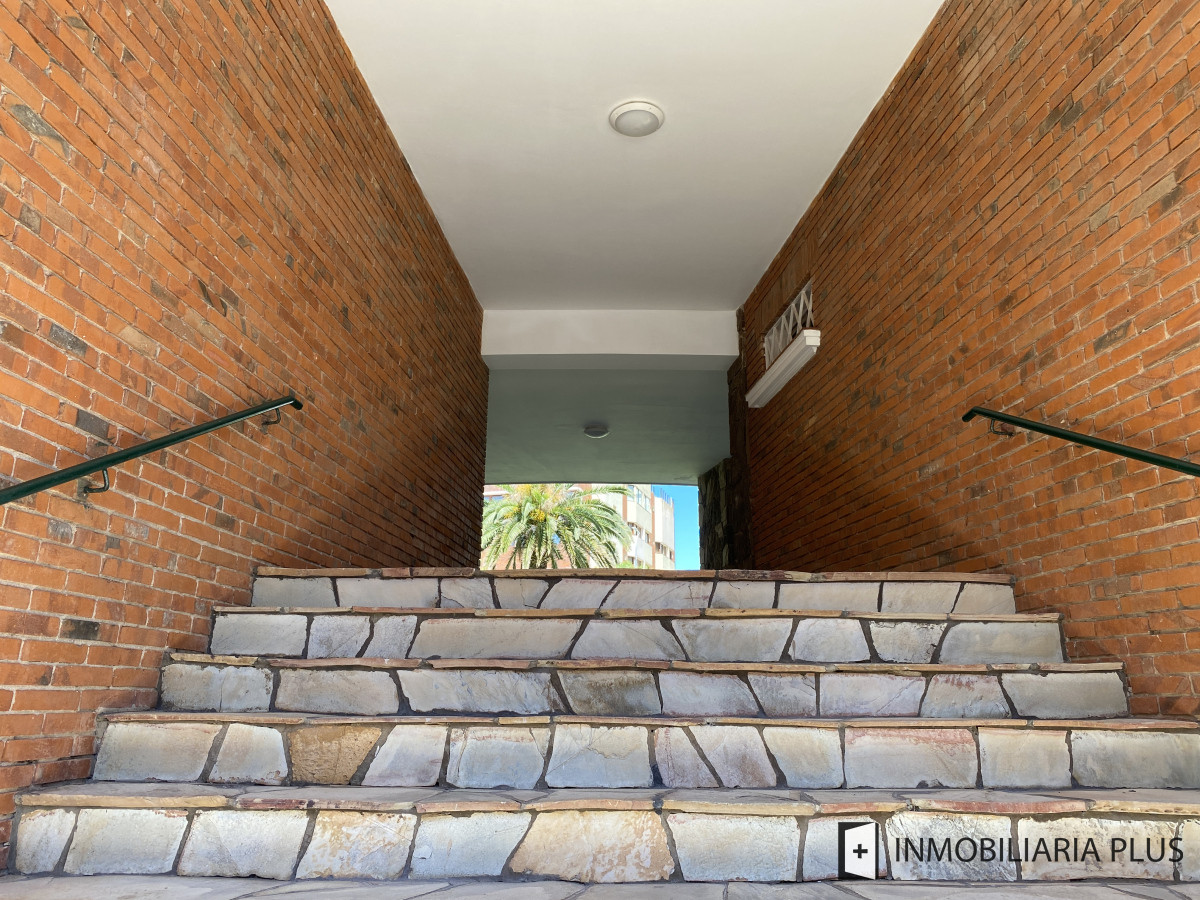 Apartamento ID.1388 - Alquiler de Apartamento de 3 Dormitorios, Garaje y 2 Baños en la península de Punta del Este