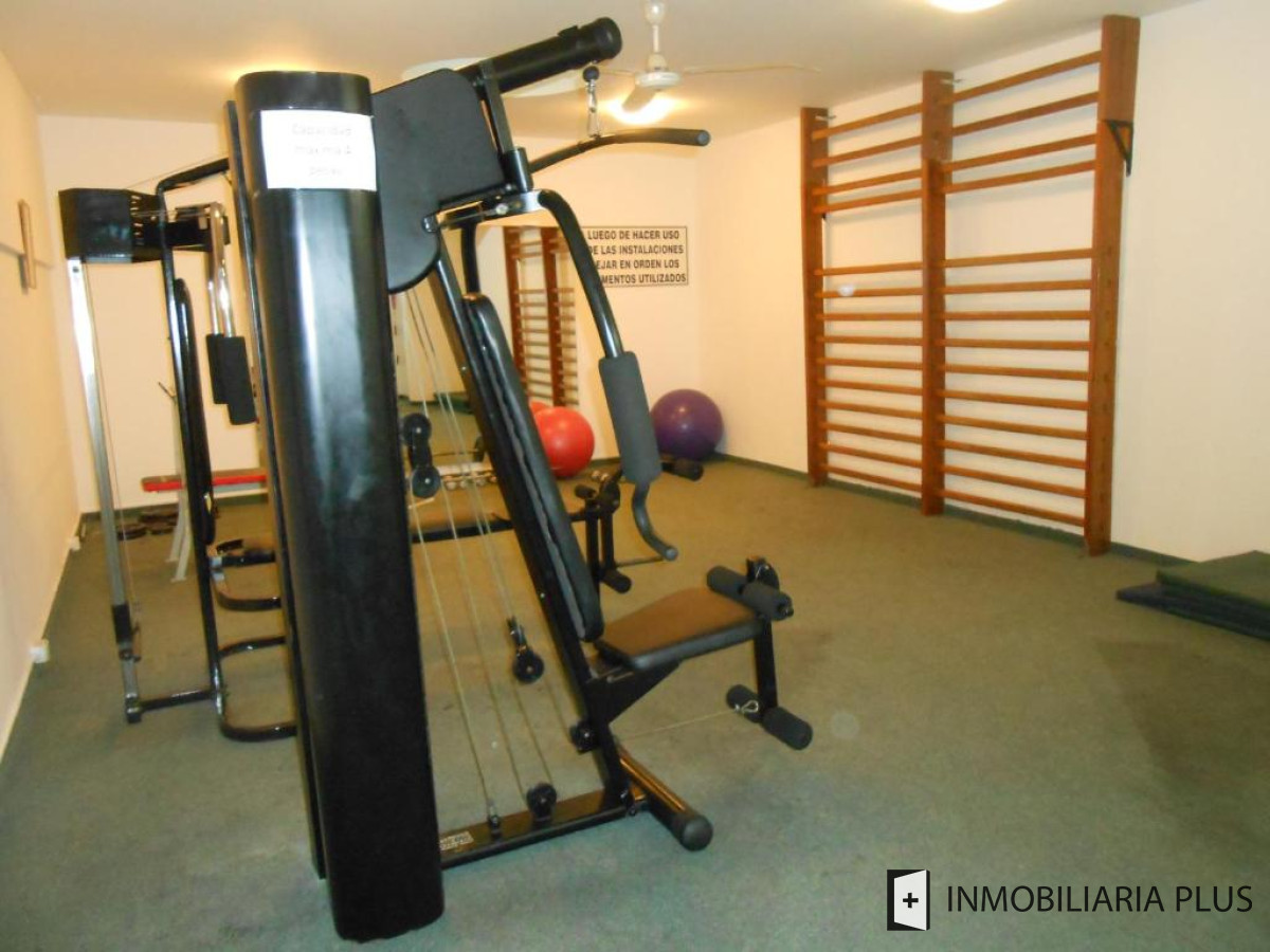 Apartamento ID.1026 - Apartamento en Venta de 3 Dormitorios frente al Mar y los dedos en la Península de Punta del Este