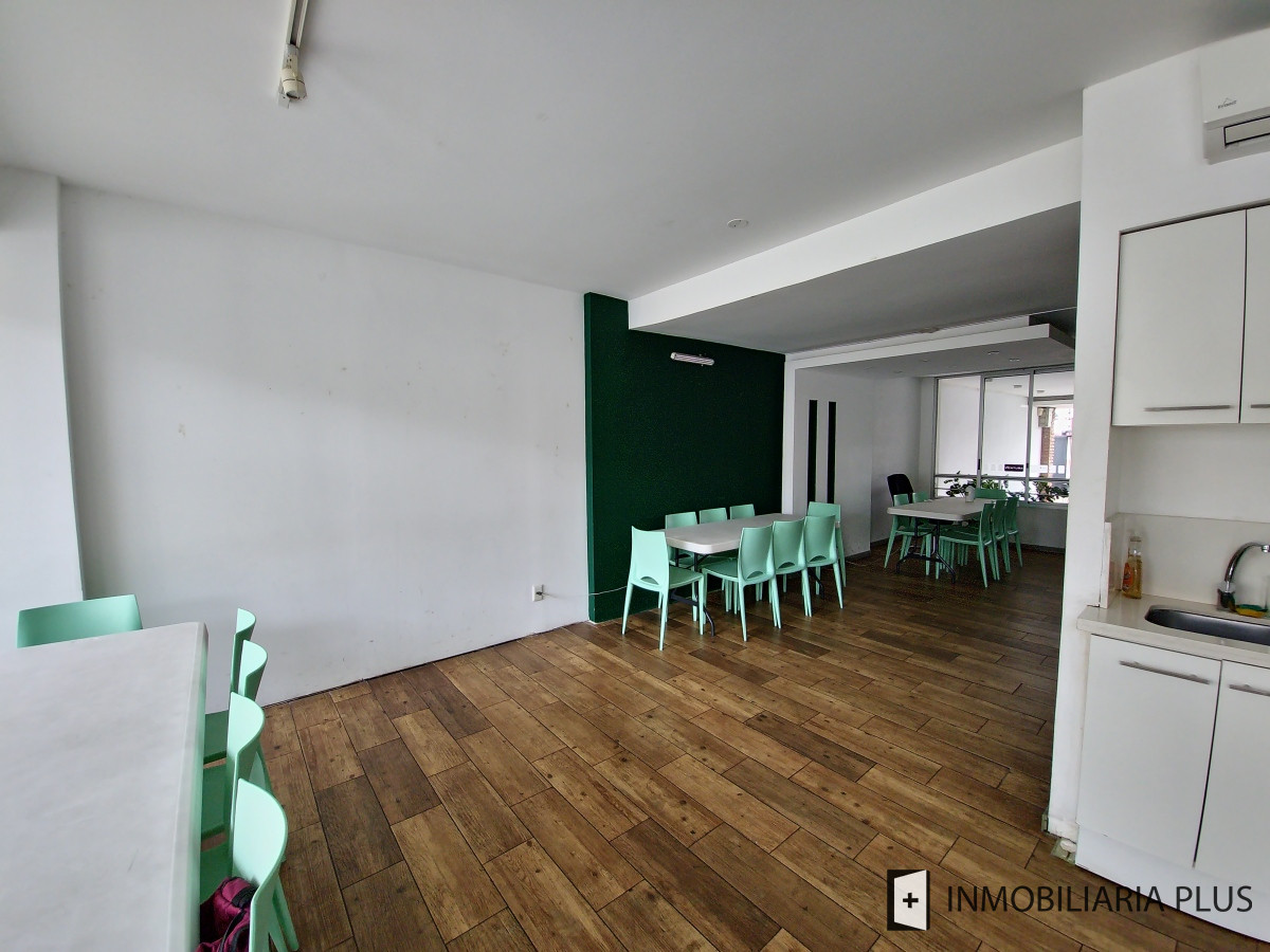 Apartamento ID.1035 - Venta de Apartamento de 1 Dormitorio como nuevo con barbacoa en Larrañaga 