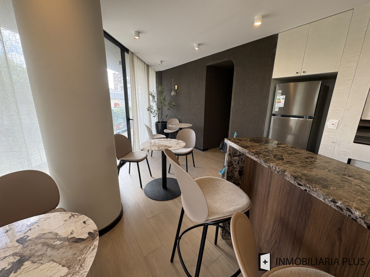 Apartamento ID.1681 - Alquiler de Apartamento de 2 dormitorios con garaje, gym, barbacoa, cowork y más en Tres Cruces Montevideo